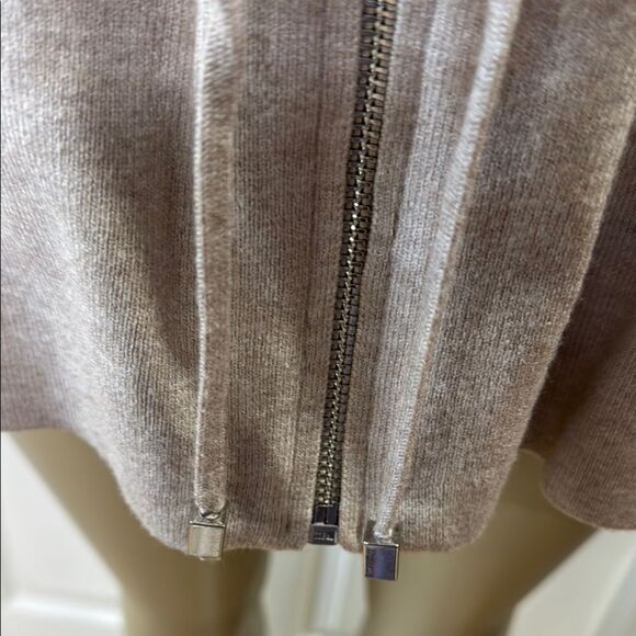 Women's Beige Zip-Up Jacket - Picture 5 of 8